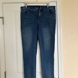 Universal Standard Seine Skinny Jeans, Size 18